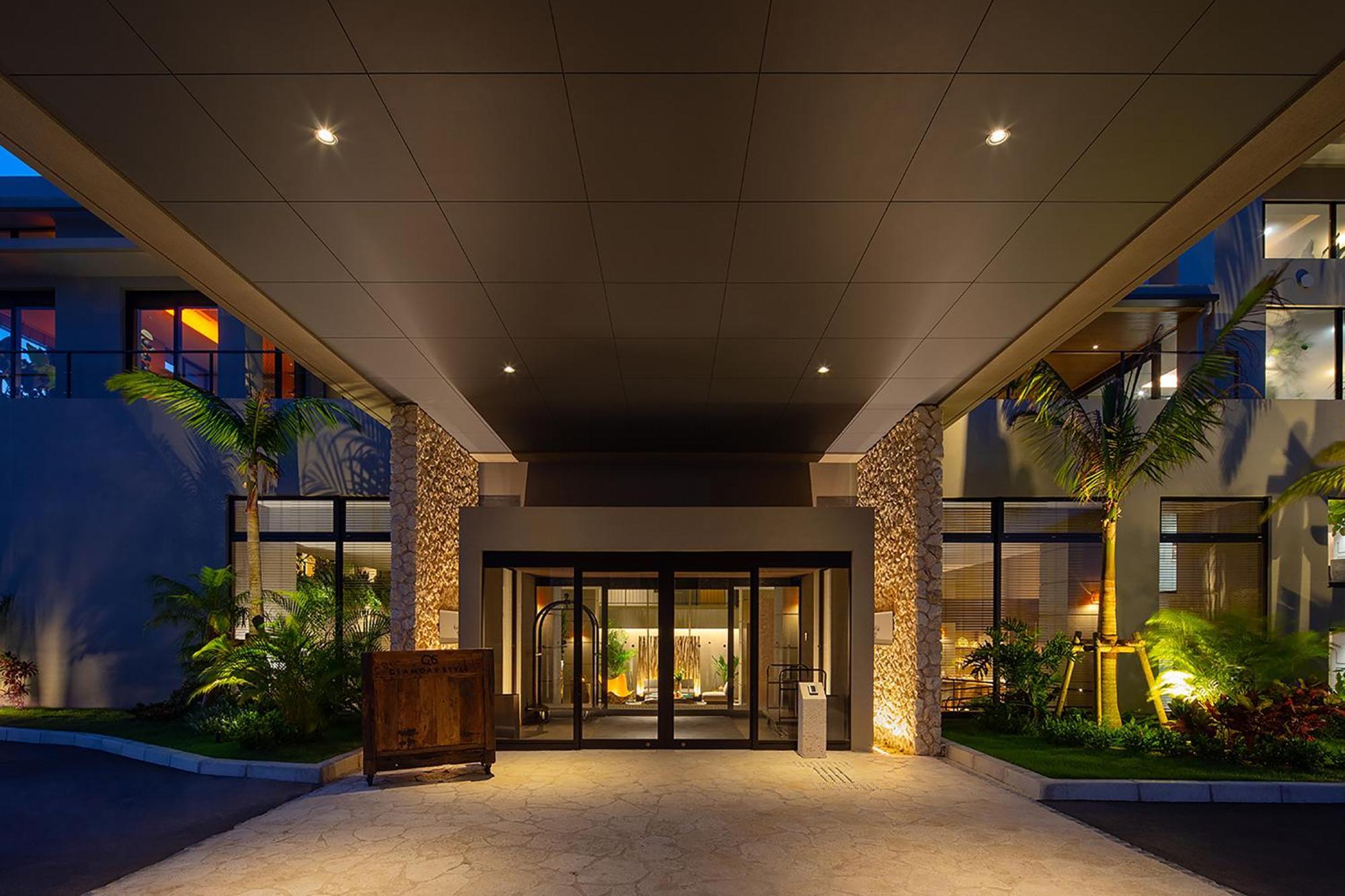 Glamday Style Okinawa Yomitan Hotel & Resort Exterior photo